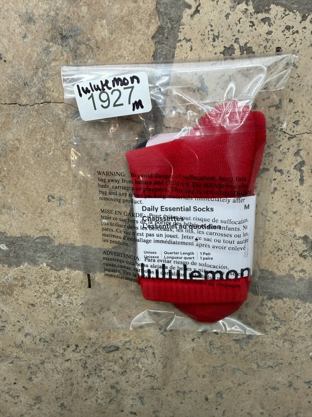 NWT Lululemon‎ Daily Essential Socks LU9CE6S Oxford Red Size Medium